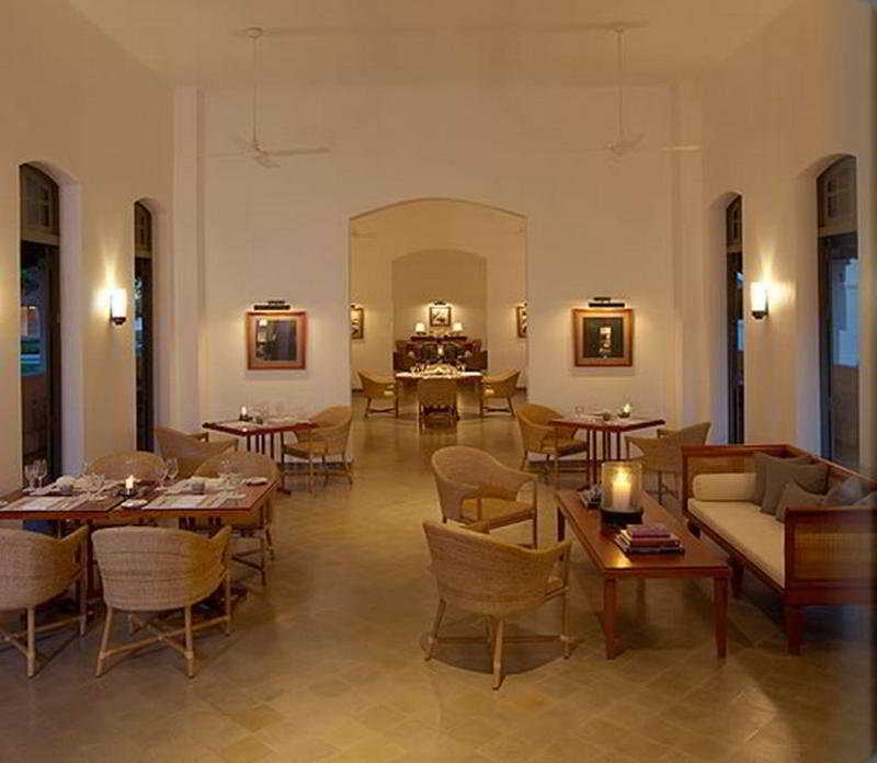 Amantaka Resort Luang Prabang Buitenkant foto